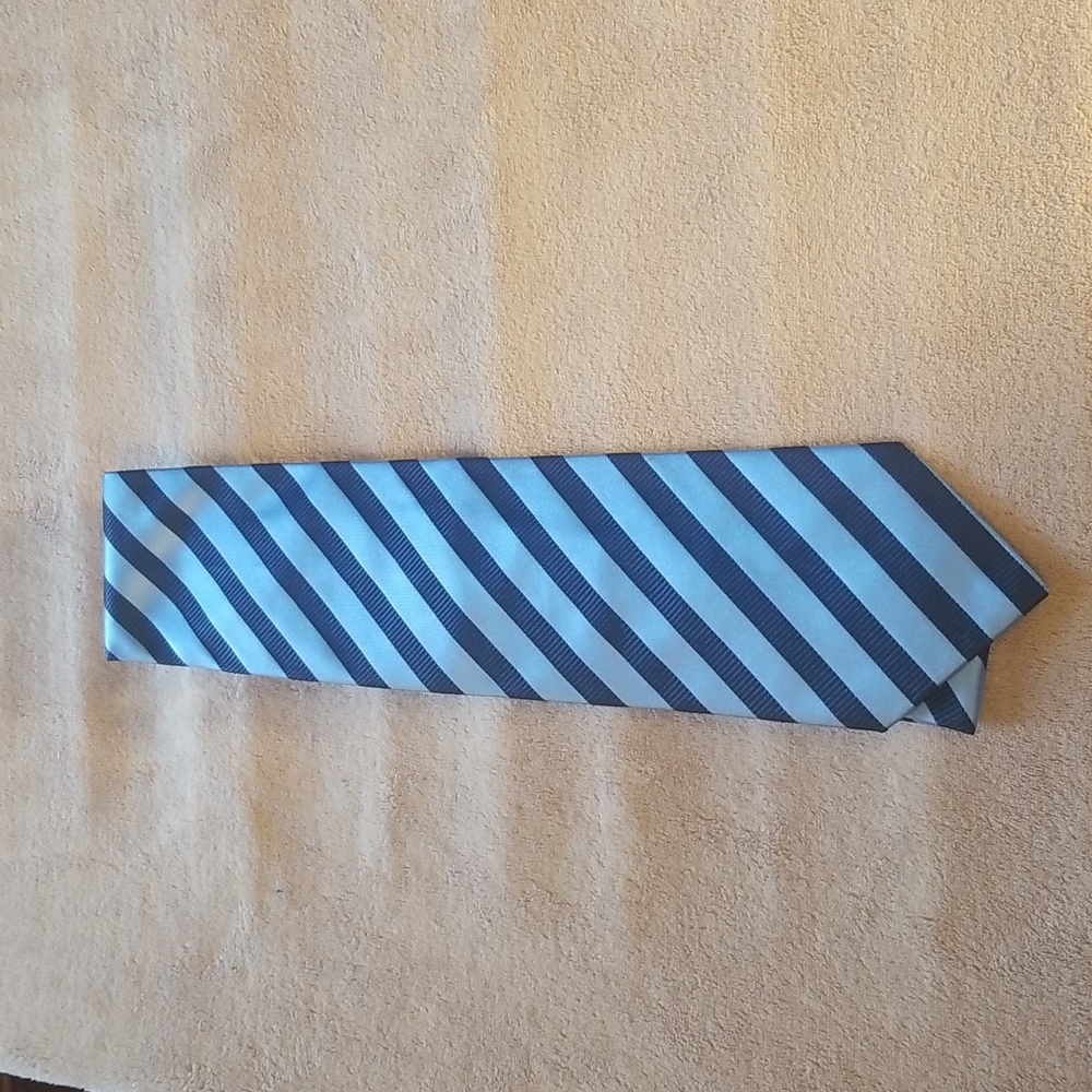 Men's tie